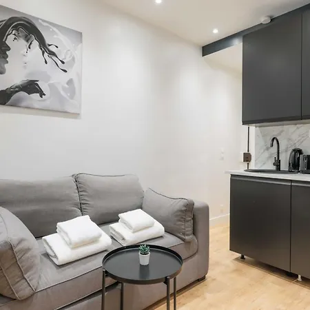 Charming Studio Near The Eiffel Tower *